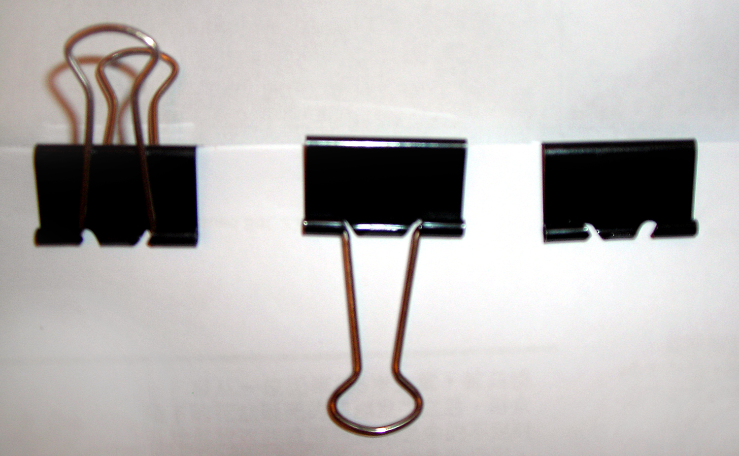 Three binder clips Simphome com